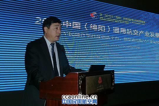 民航西南管理局副局长王坚